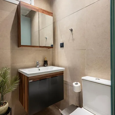 Horse - 5 Min To The *