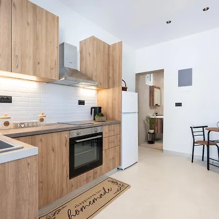 Horse - 5 Min To The شقة *