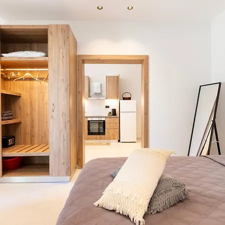 Horse - 5 Min To The شقة *