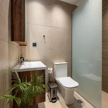 Horse - 5 Min To The شقة *